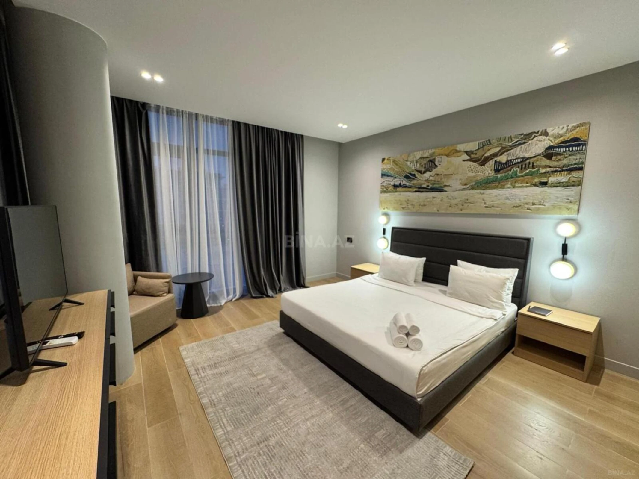 Satılır 3 otaqlı mənzil 127.6 m²