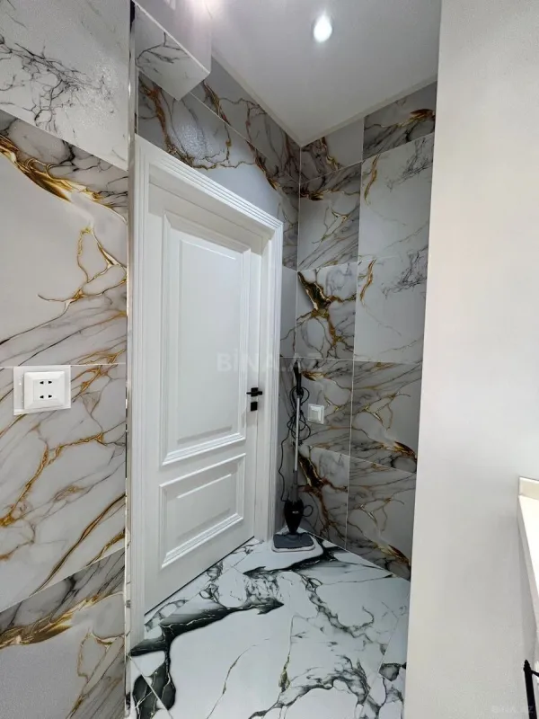 Satılır 3 otaqlı mənzil 82 m²