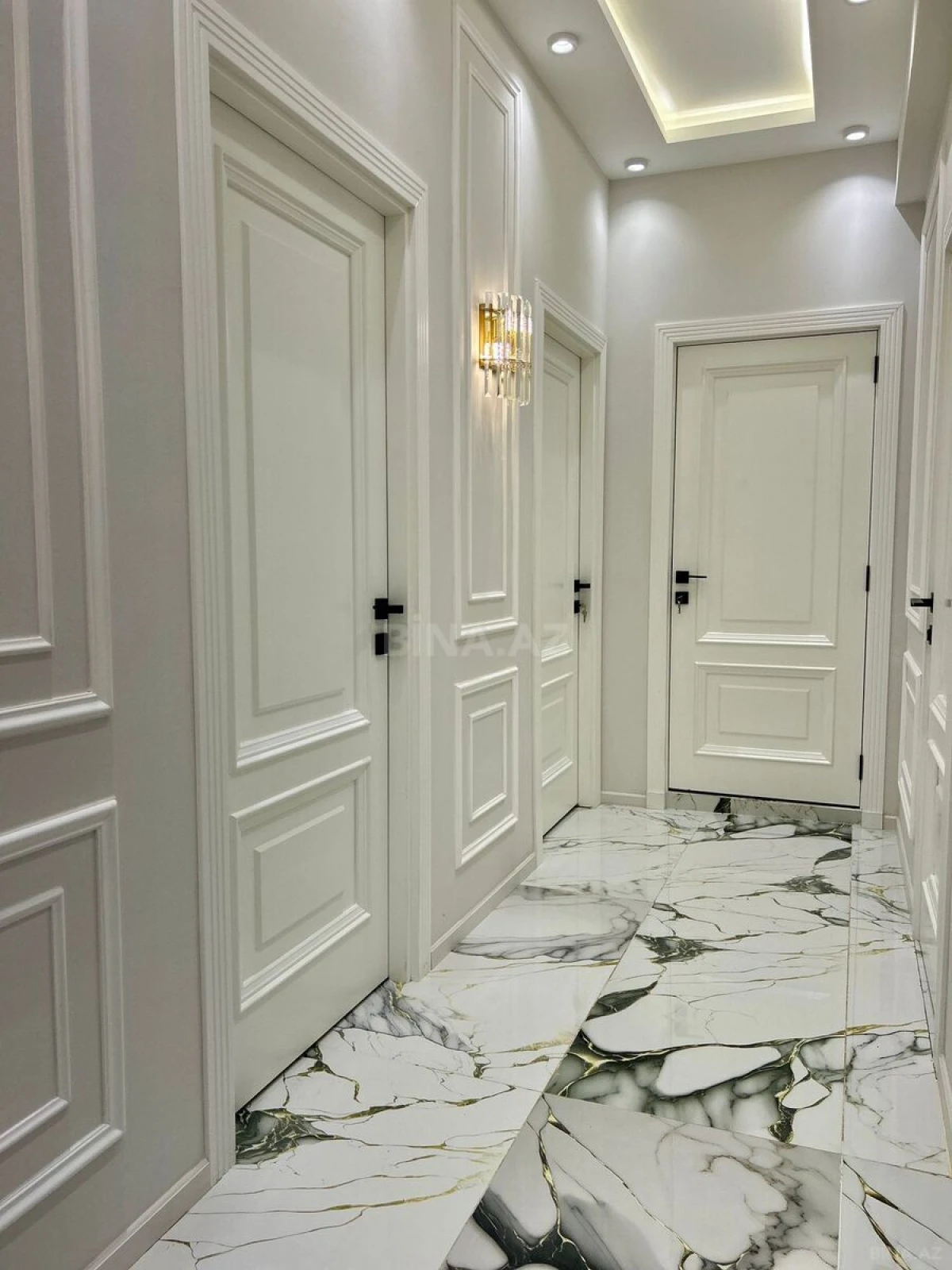 Satılır 3 otaqlı mənzil 82 m²