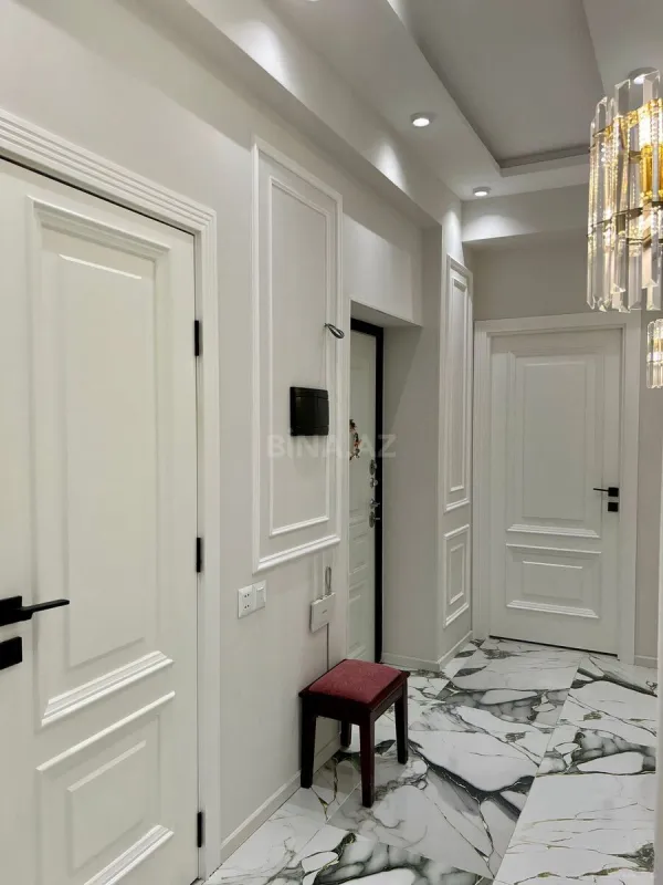 Satılır 3 otaqlı mənzil 82 m²