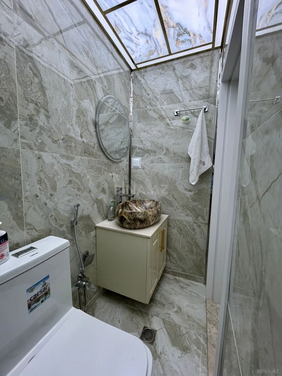 Satılır 3 otaqlı mənzil 82 m²