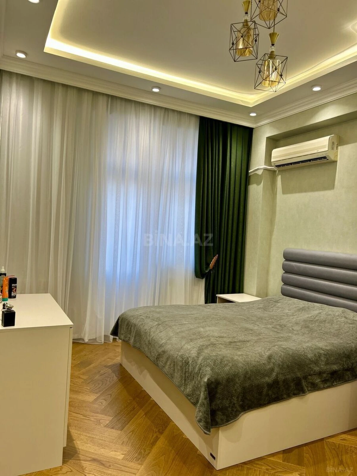 Satılır 3 otaqlı mənzil 82 m²