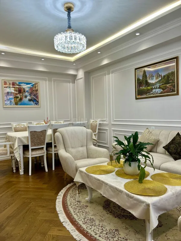 Satılır 3 otaqlı mənzil 82 m²