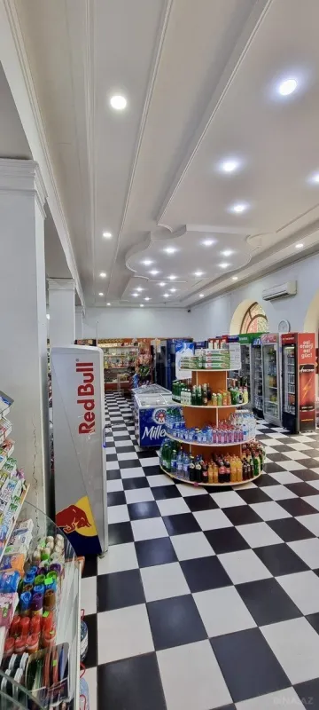 Satılır obyekt 230 m²