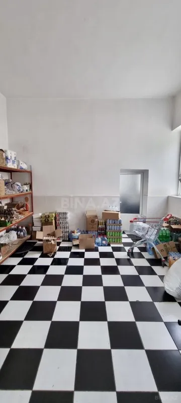 Satılır obyekt 230 m²