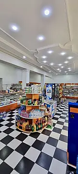 Satılır obyekt 230 m²