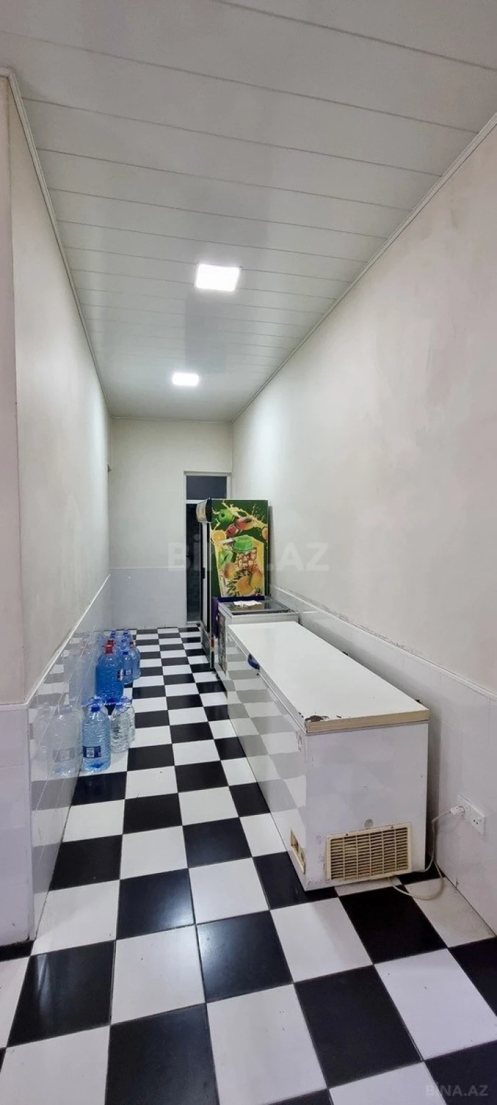 Satılır obyekt 230 m²