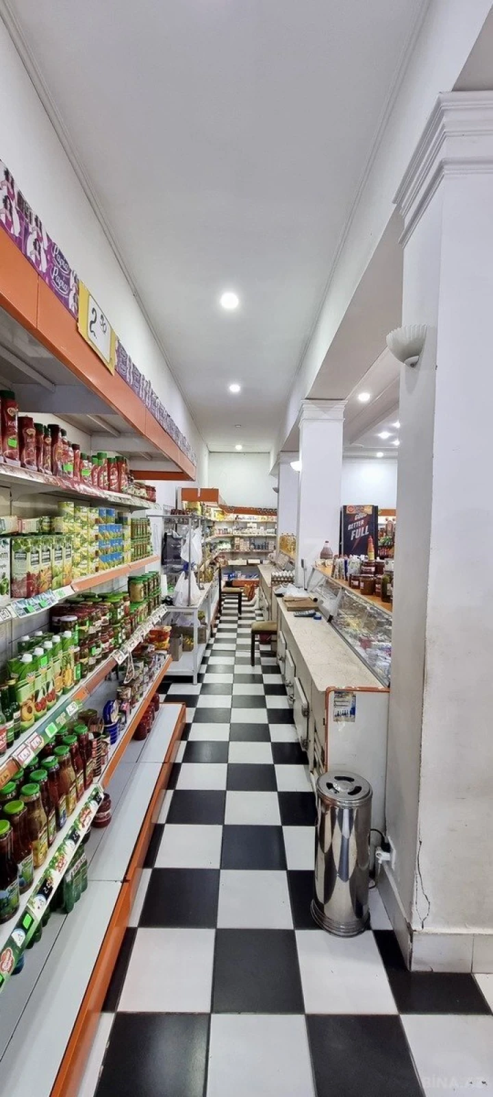 Satılır obyekt 230 m²