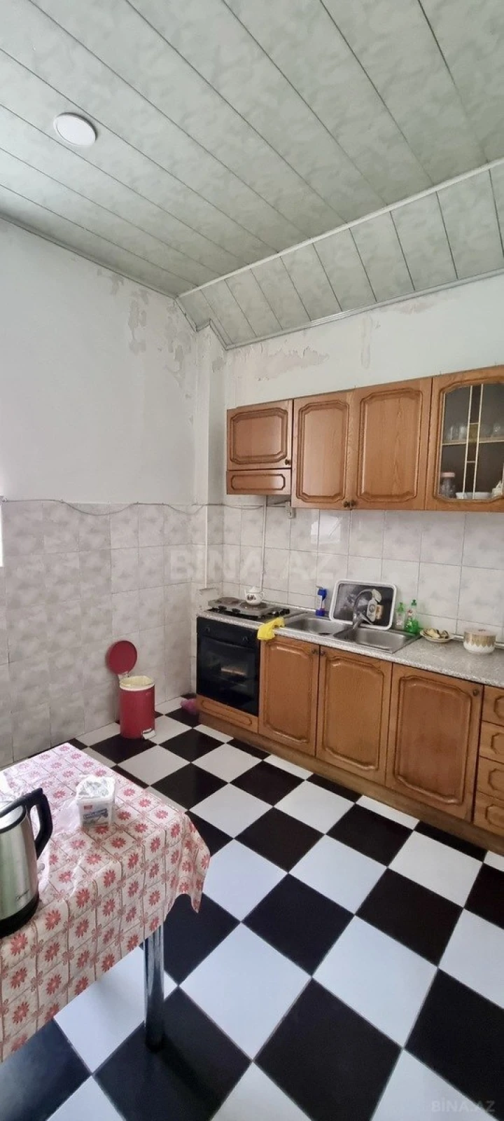 Satılır obyekt 230 m²