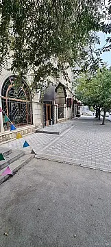 Satılır obyekt 230 m²