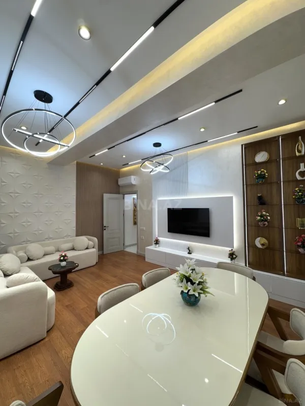 Satılır 2 otaqlı mənzil 90 m²