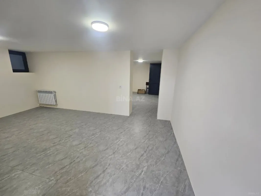 Satılır 4 otaqlı həyət evi 300 m²