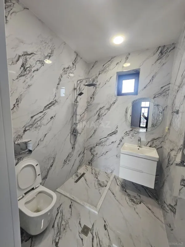 Satılır 4 otaqlı həyət evi 300 m²