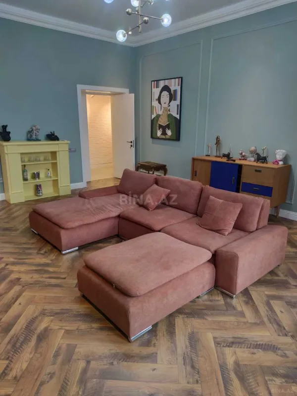 Kirayə verilir 3 otaqlı mənzil 110 m²