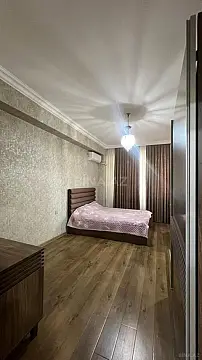 Satılır 3 otaqlı mənzil 114 m²