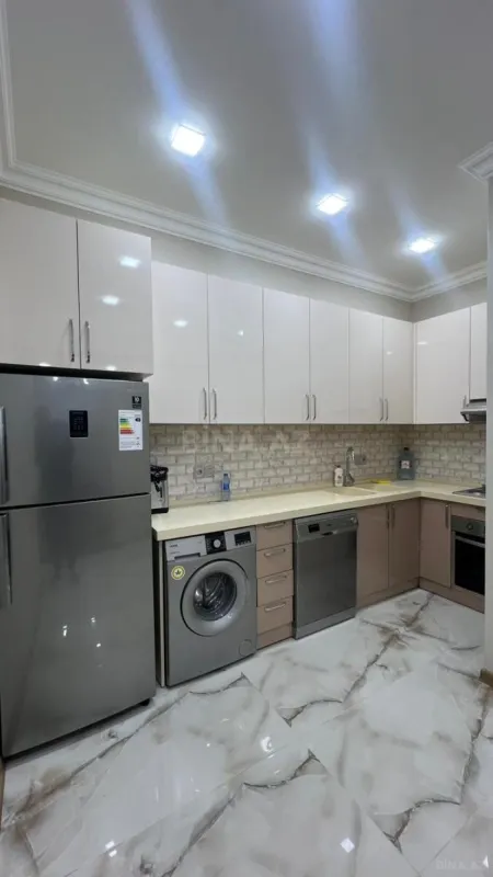 Satılır 3 otaqlı mənzil 114 m²