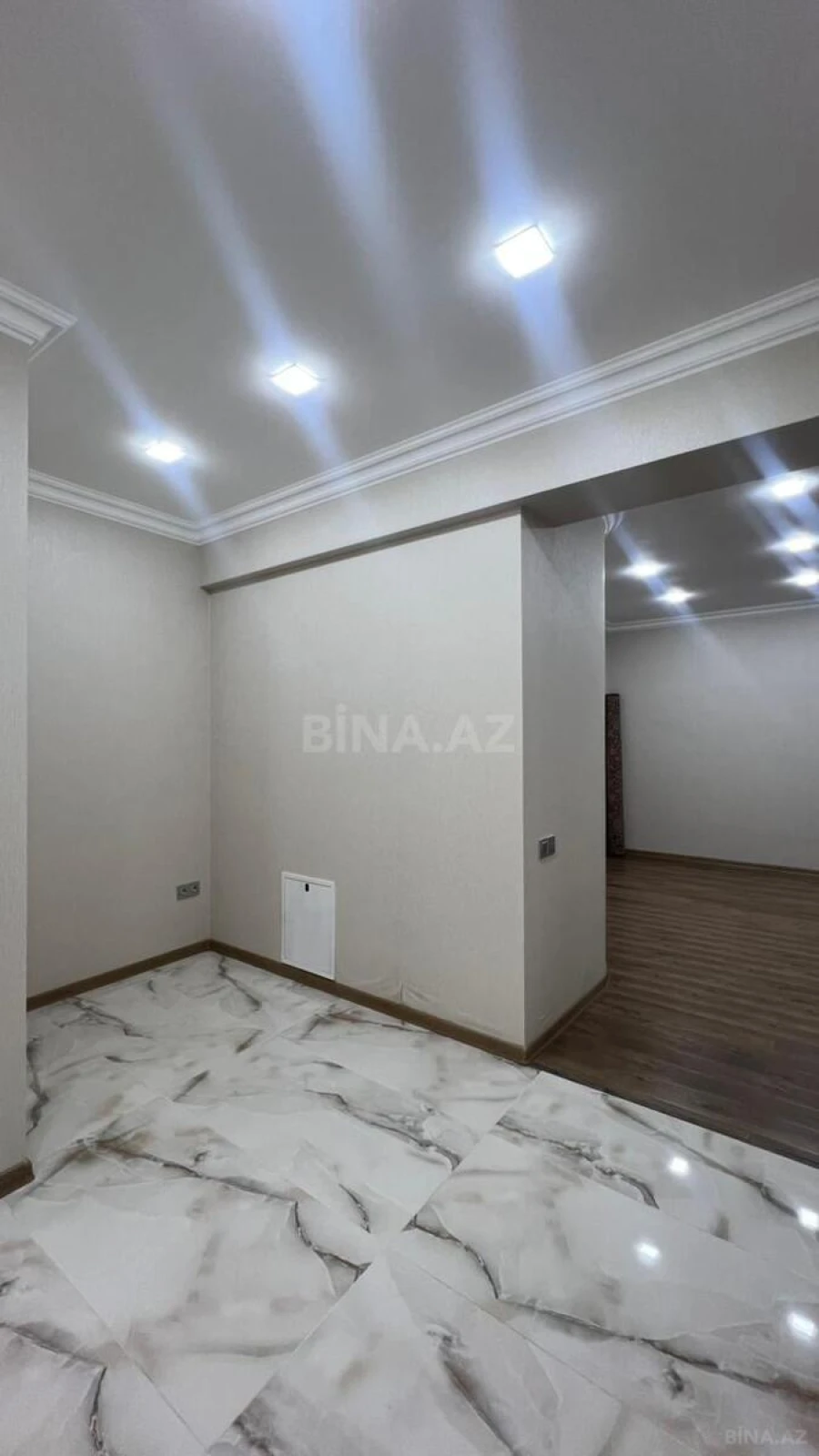 Satılır 3 otaqlı mənzil 114 m²