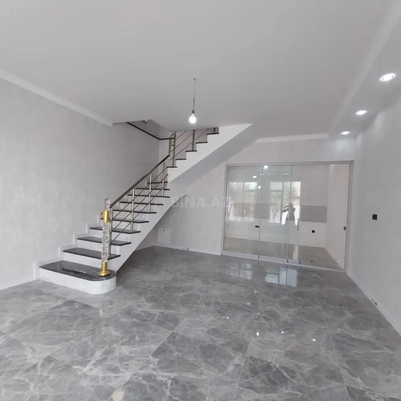Satılır 5 otaqlı həyət evi 150 m²