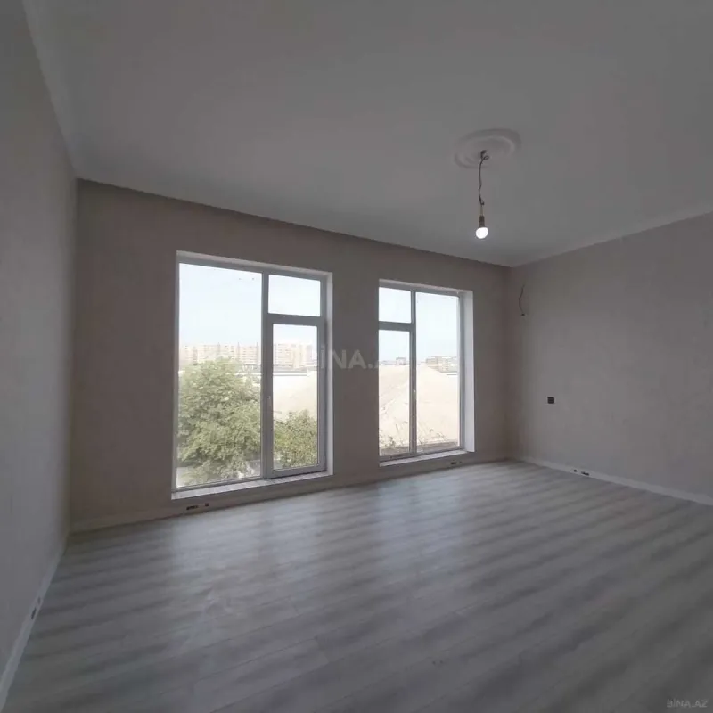 Satılır 5 otaqlı həyət evi 150 m²