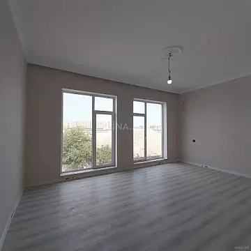 Satılır 5 otaqlı həyət evi 150 m²