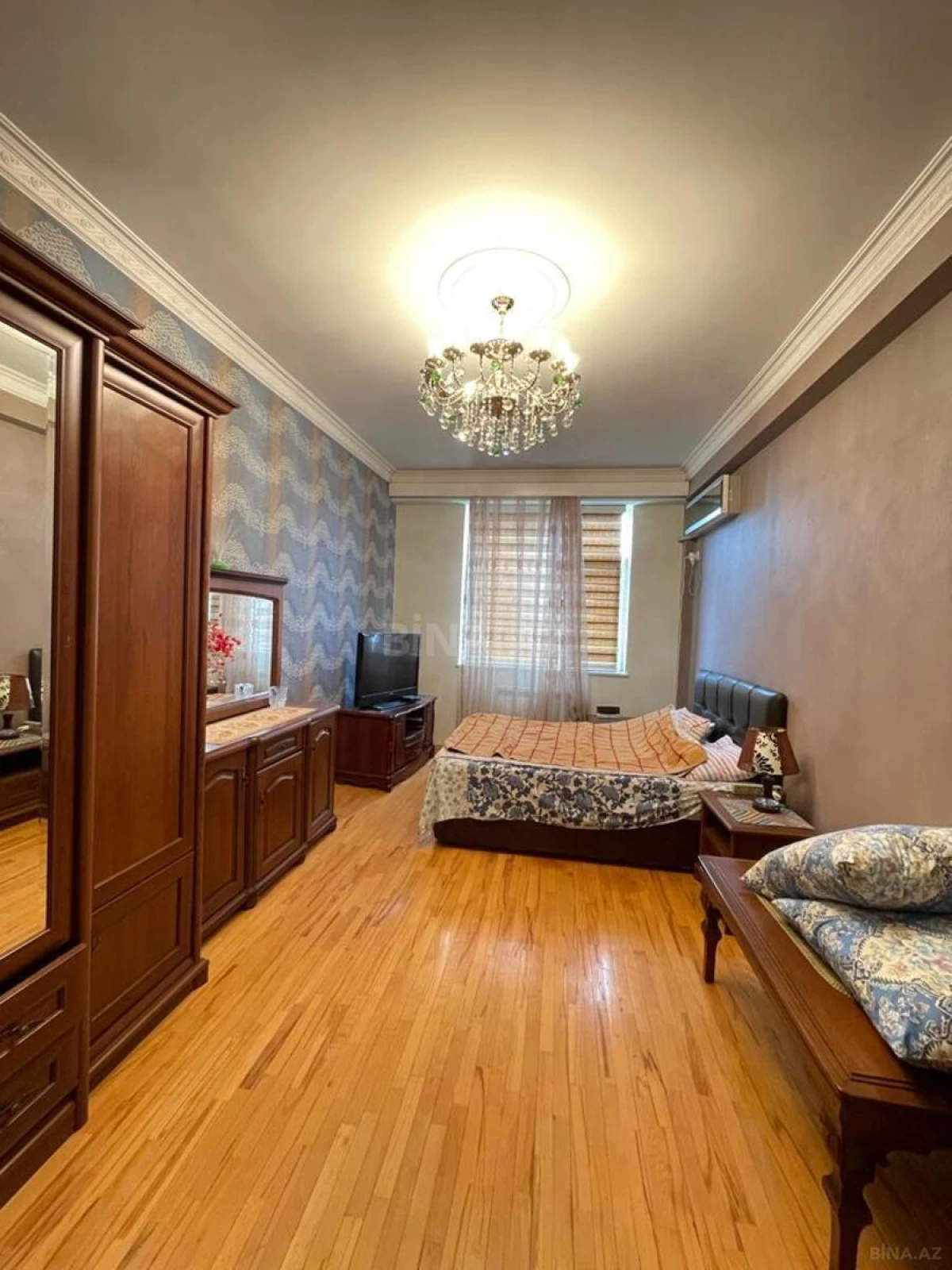 Satılır 2 otaqlı mənzil 67 m²