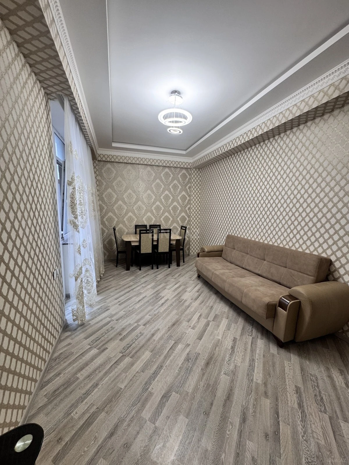 Satılır 2 otaqlı mənzil 55 m²