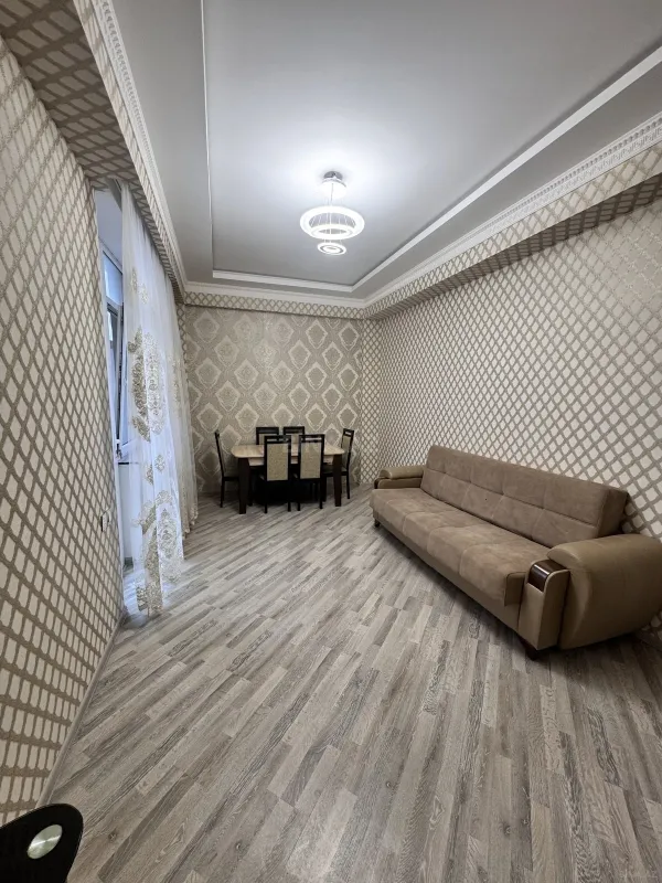Satılır 2 otaqlı mənzil 55 m²