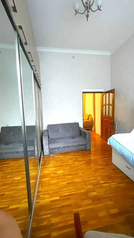 Satılır 3 otaqlı mənzil 80 m²