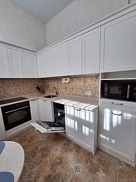 Kirayə verilir 2 otaqlı mənzil 80 m²