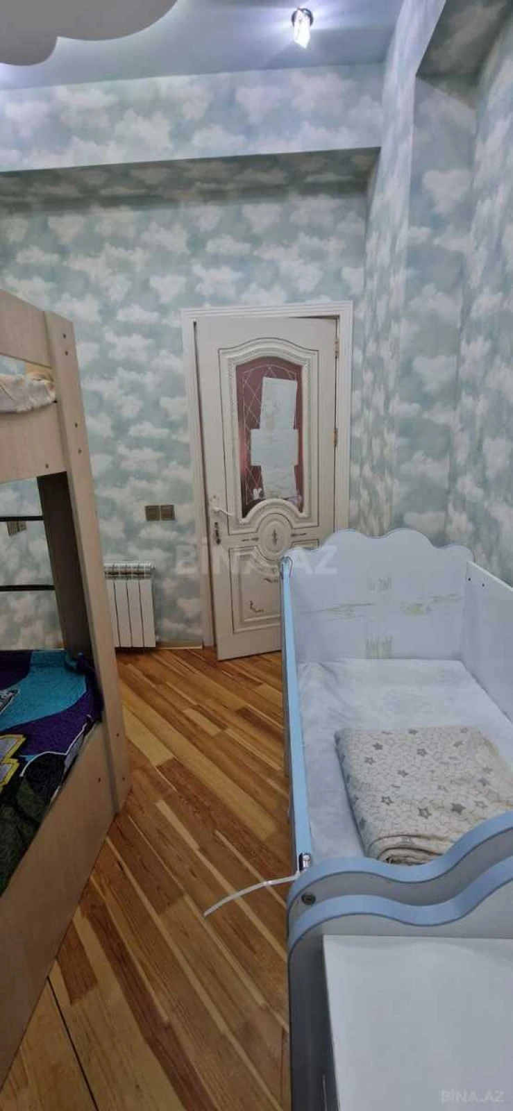 Satılır 2 otaqlı mənzil 69.6 m²