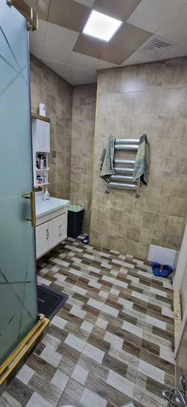 Satılır 2 otaqlı mənzil 69.6 m²