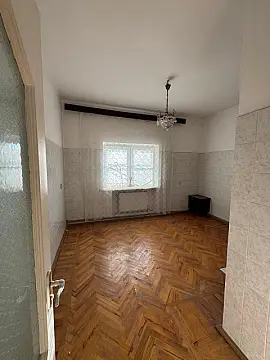 Satılır 6 otaqlı həyət evi 610 m²