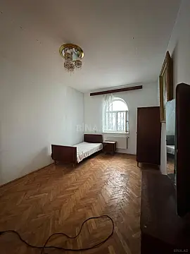 Satılır 6 otaqlı həyət evi 610 m²