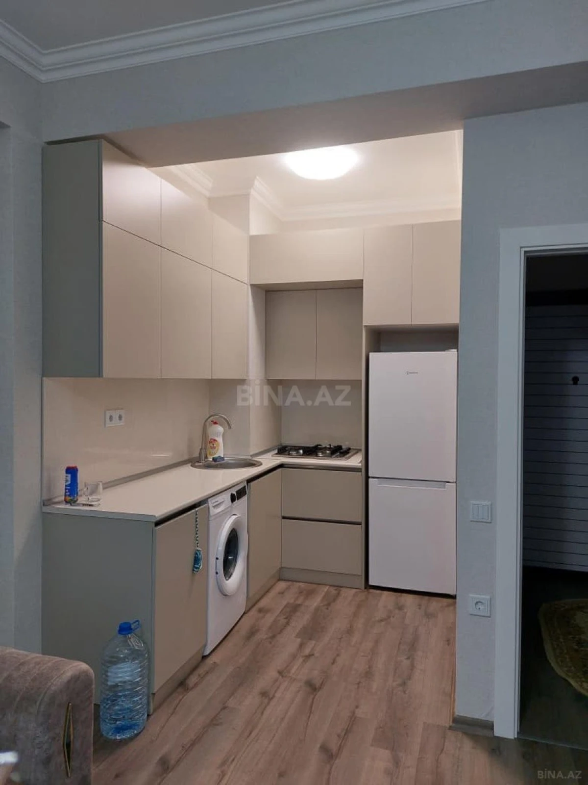 Kirayə verilir 2 otaqlı mənzil 60 m²