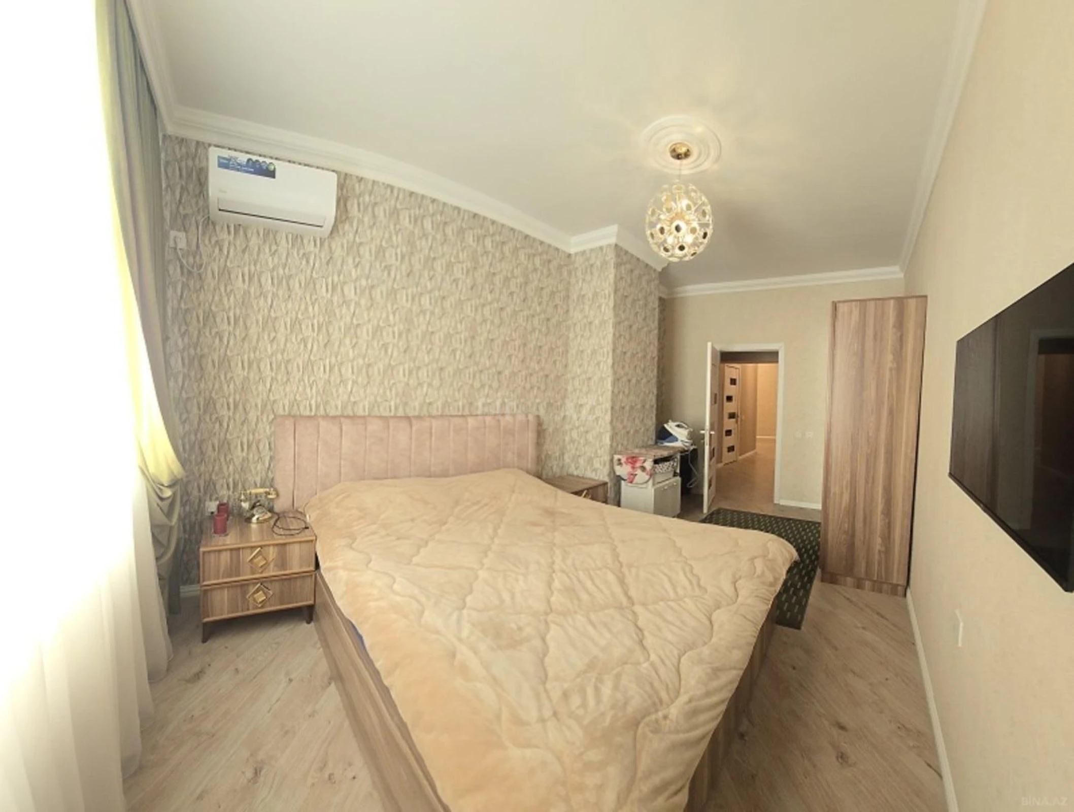 Satılır 3 otaqlı mənzil 150 m²
