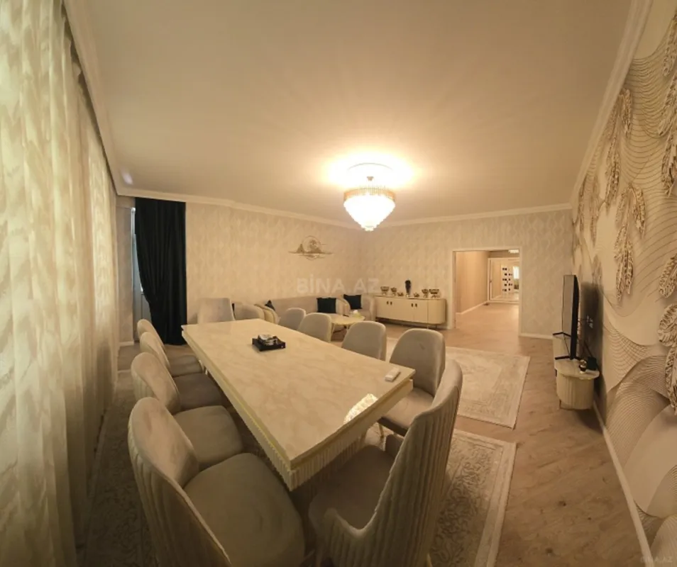 Satılır 3 otaqlı mənzil 150 m²