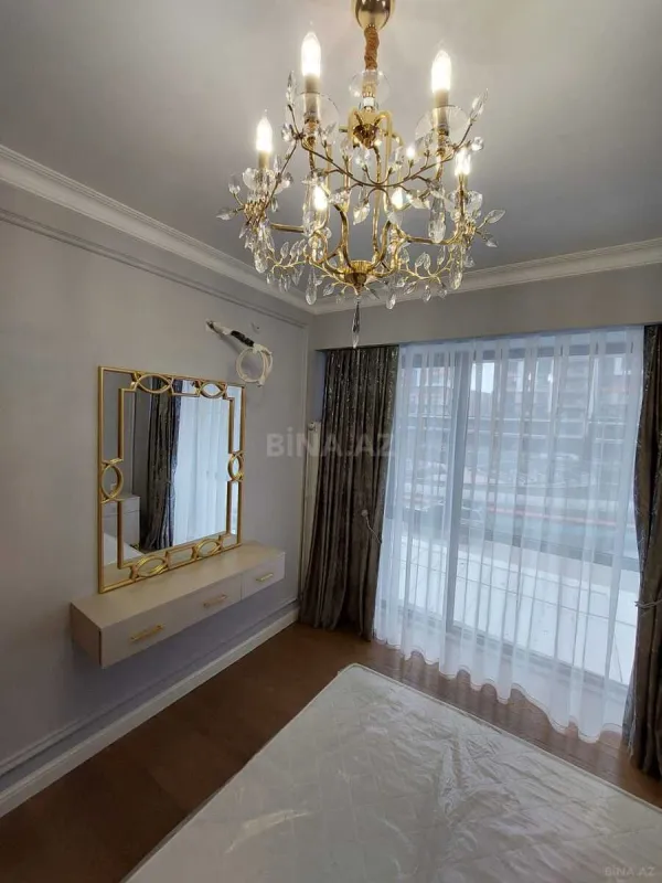 Kirayə verilir 3 otaqlı mənzil 100 m²