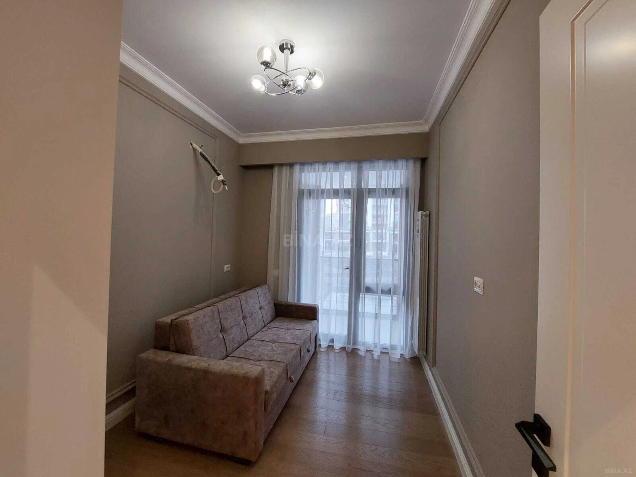 Kirayə verilir 3 otaqlı mənzil 100 m²