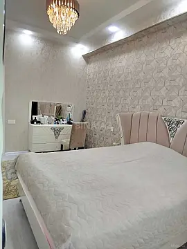 Satılır 2 otaqlı mənzil 56 m²