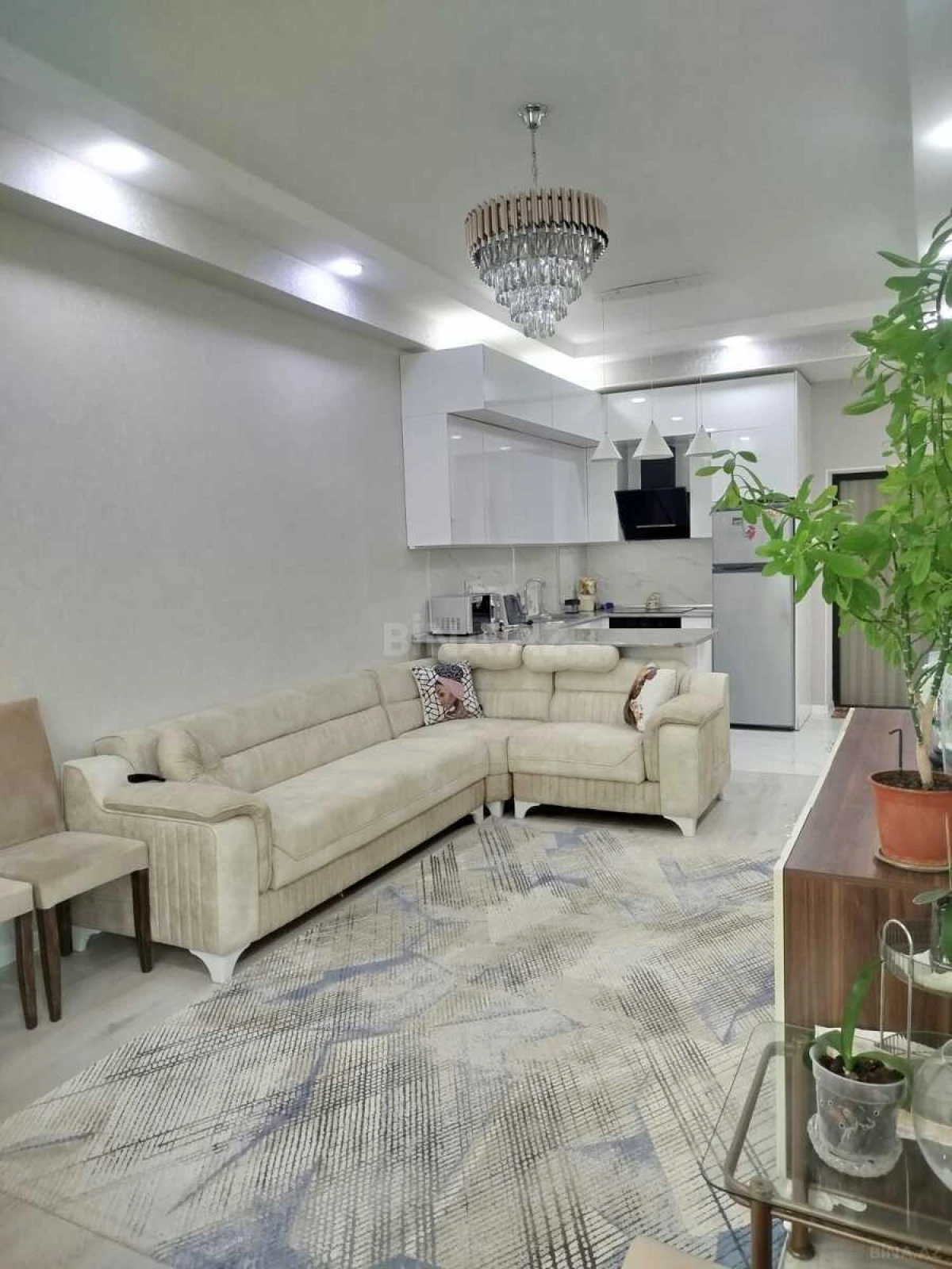 Satılır 2 otaqlı mənzil 56 m²