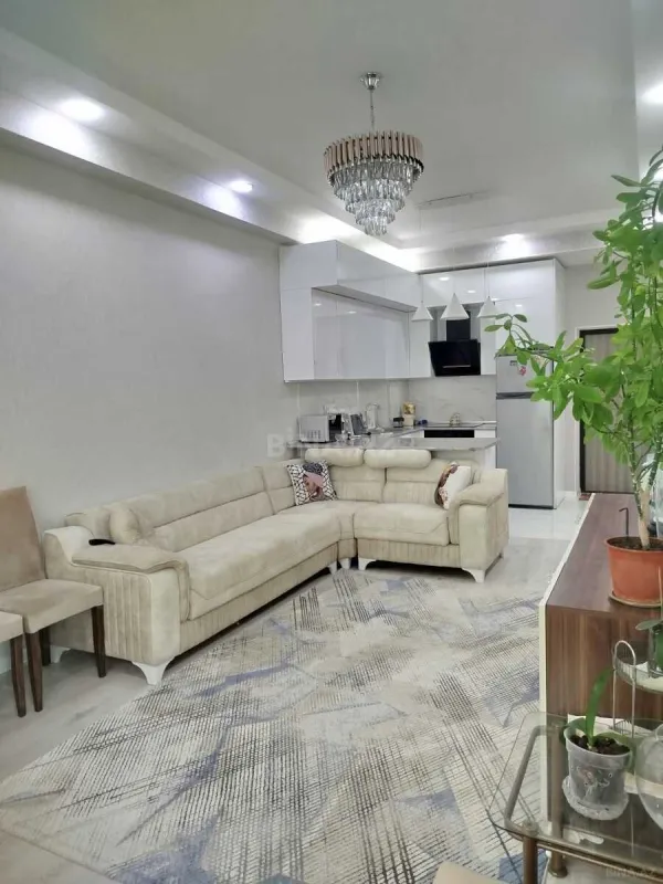 Satılır 2 otaqlı mənzil 56 m²