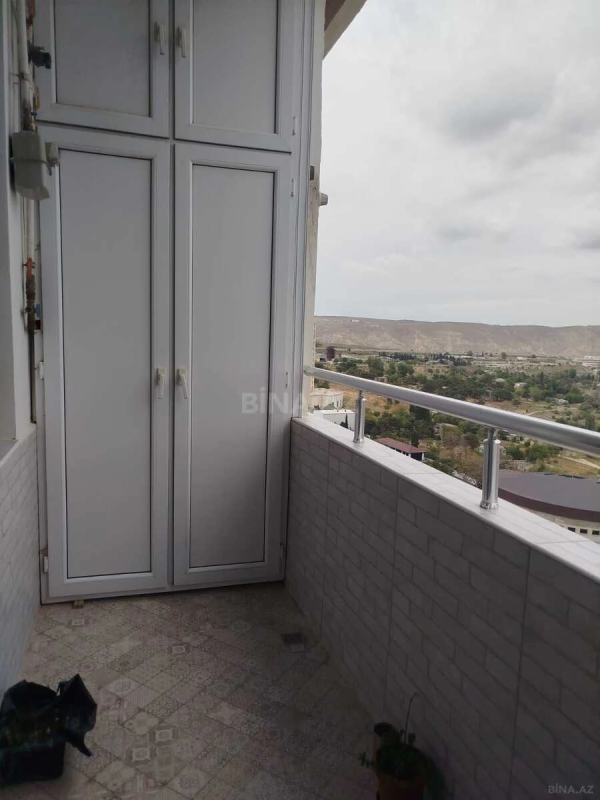 Satılır 2 otaqlı mənzil 56 m²