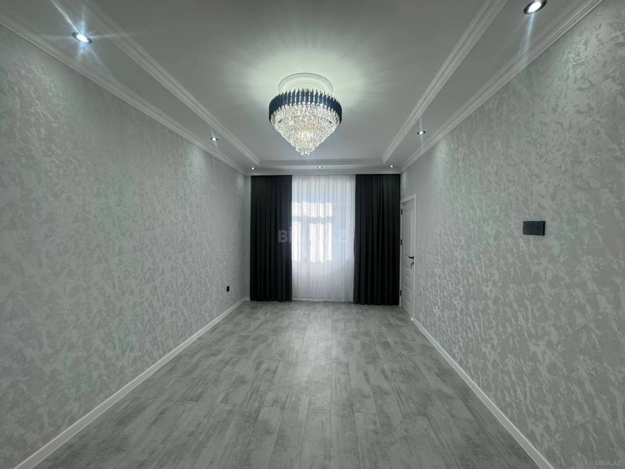 Satılır 2 otaqlı mənzil 55 m²