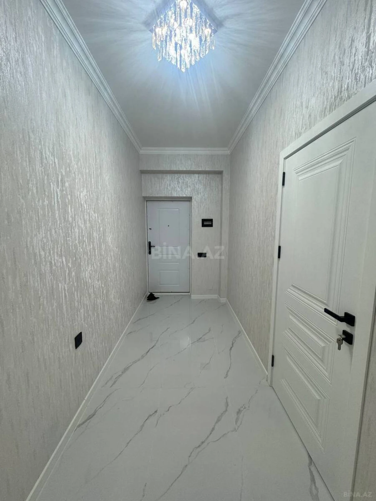 Satılır 2 otaqlı mənzil 55 m²