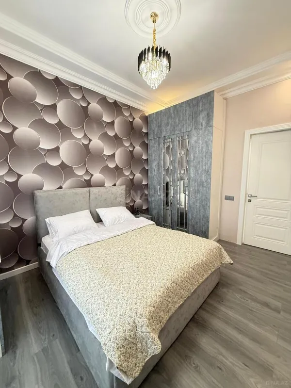 Satılır 5 otaqlı həyət evi 160 m²