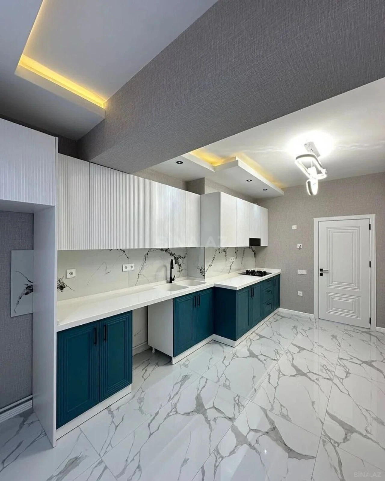 Satılır 2 otaqlı mənzil 80 m²