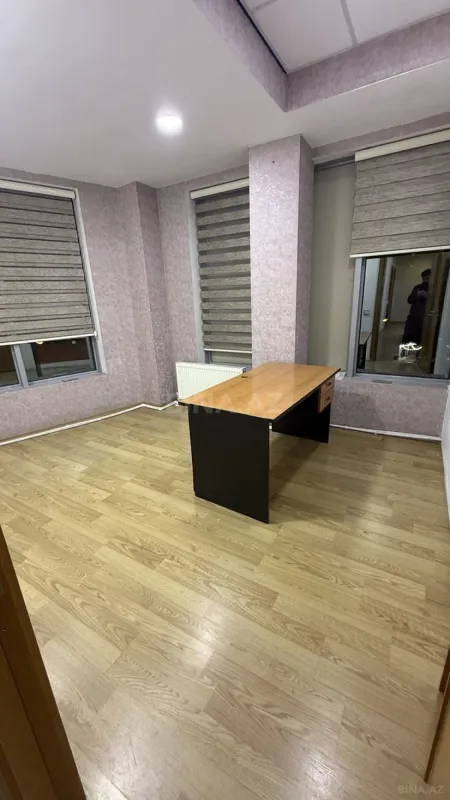 Kirayə verilir 9 otaqlı ofis 200 m²