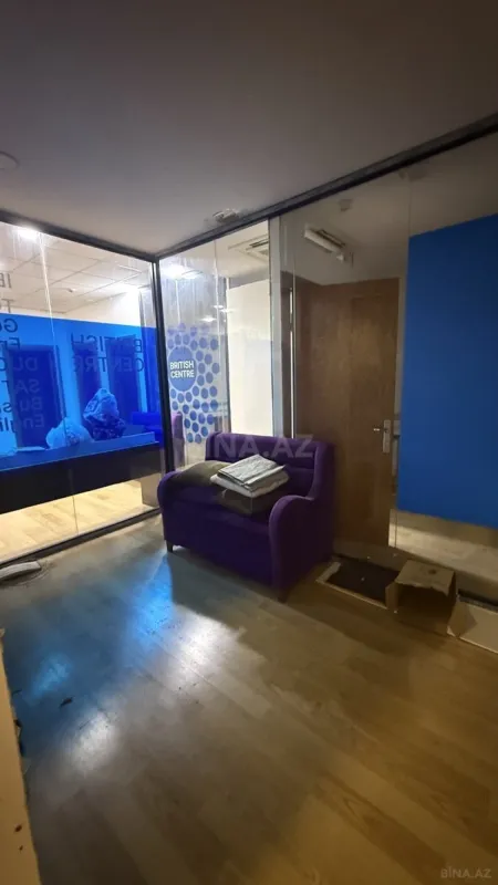 Kirayə verilir 9 otaqlı ofis 200 m²