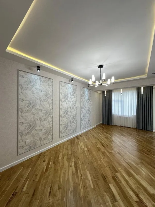 Satılır 4 otaqlı mənzil 156 m²