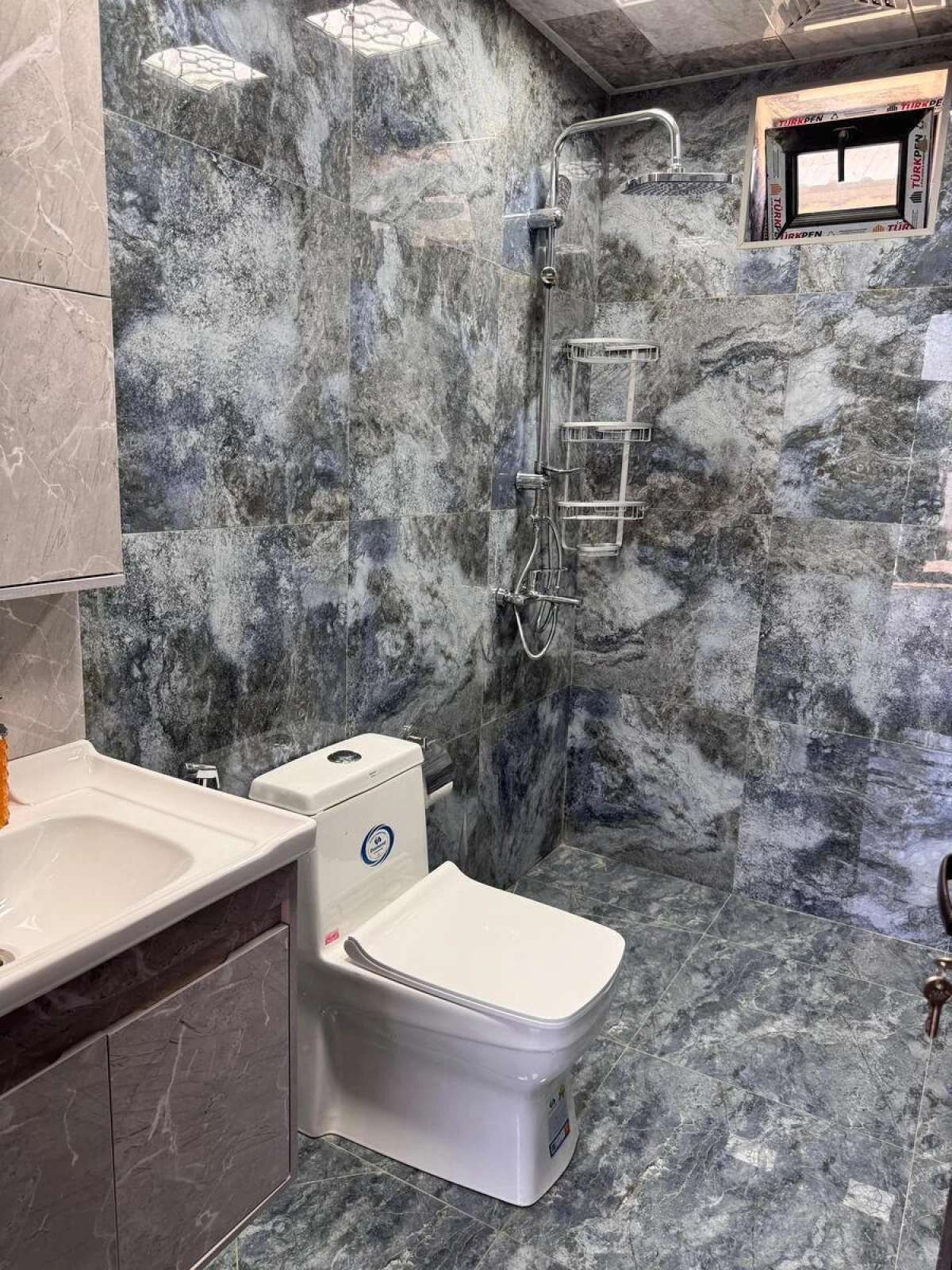 Kirayə verilir 4 otaqlı həyət evi 120 m²